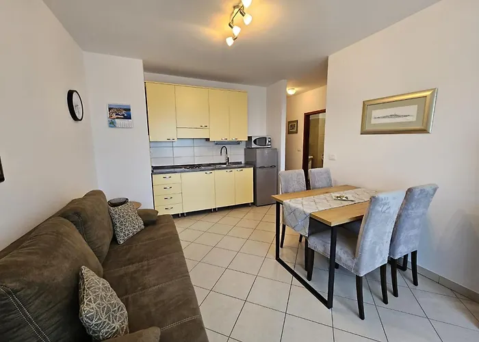 Olgica 203 By Interhome Apartman Malinska