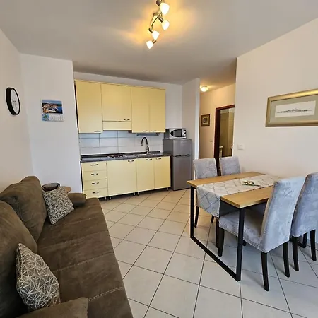 Olgica 203 By Interhome Apartamento Malinska